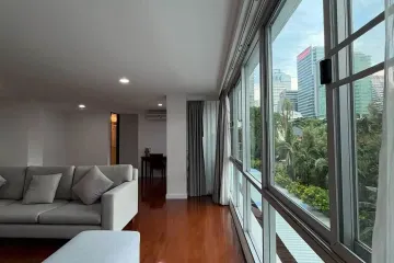 4 Bedroom Apartment for rent in Sathorn Gallery Residences, Silom, Bangkok near BTS Surasak