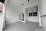 3 Bedroom Townhouse for rent in Bang Chak, Bangkok near BTS Punnawithi