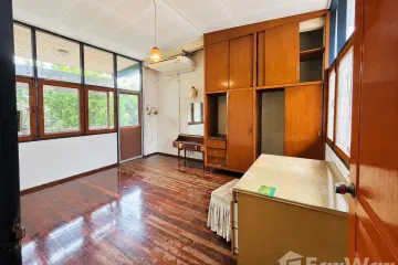 3 Bedroom House for sale in Bang Chak, Bangkok near BTS Punnawithi