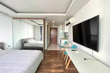 1 Bedroom Condo for sale in The Peak Towers, Nong Prue, Chonburi