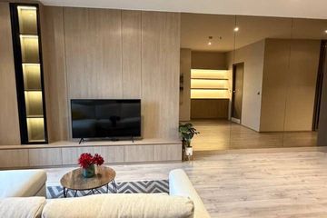2 Bedroom Condo for rent in Rhythm Ekkamai Estate, Khlong Tan Nuea, Bangkok near BTS Ekkamai