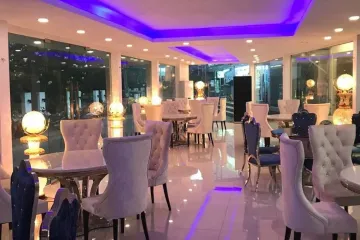 4 Bedroom Commercial for sale in Na Kluea, Chonburi