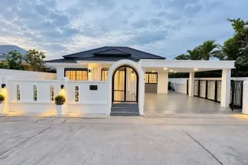 3 Bedroom House for sale in Nong Prue, Chonburi