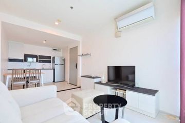 2 Bedroom Condo for sale in Life Ratchadapisek, Huai Khwang, Bangkok near MRT Huai Khwang