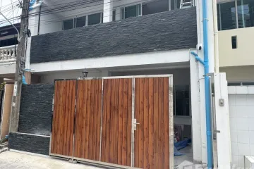 3 Bedroom Townhouse for rent in Khlong Tan, Bangkok near BTS Phrom Phong