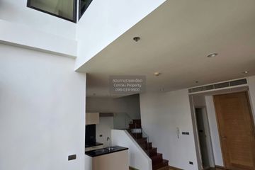2 Bedroom Condo for sale in Fuse Sathorn - Taksin, Bang Lamphu Lang, Bangkok near BTS Wongwian Yai