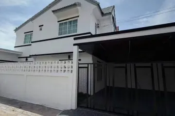 3 Bedroom Townhouse for sale in Nong Prue, Chonburi