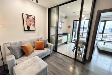 1 Bedroom Condo for rent in The Base Park East Sukhumvit 77, Phra Khanong Nuea, Bangkok near BTS On Nut