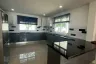 5 Bedroom House for Sale or Rent in Nong Prue, Chonburi