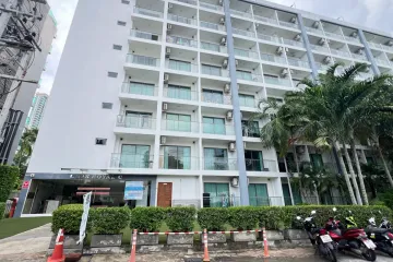 1 Bedroom Condo for sale in Na Kluea, Chonburi