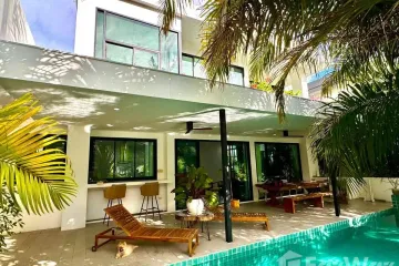 3 Bedroom Villa for sale in Rawai, Phuket