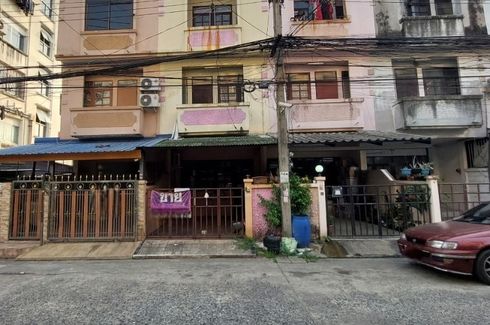 3 Bedroom Townhouse for sale in Ranee 5 Kaset-Nawamin, Chorakhe Bua, Bangkok