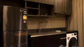 2 Bedroom Condo for sale in Si Phraya, Bangkok near MRT Sam Yan