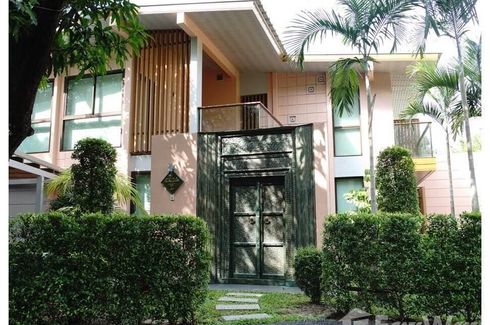 4 Bedroom House for rent in Thada Private Residence, Thung Wat Don, Bangkok near BTS Saphan Taksin