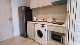 Condo for rent in Life One Wireless, Langsuan, Bangkok near BTS Ploen Chit