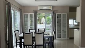 3 Bedroom House for rent in Hua Mak, Bangkok