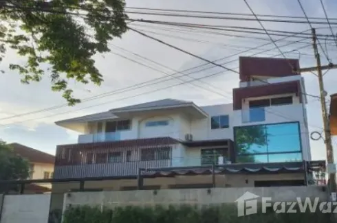 4 Bedroom House for sale in Pricha Lam Phet Village, Hua Mak, Bangkok near MRT Khlong Ban Ma