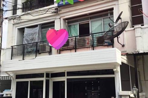 3 Bedroom Townhouse for sale in Baan Klang Muang The Royal Monaco, Suan Luang, Bangkok near MRT Khlong Kalantan