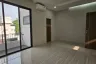 5 Bedroom Townhouse for rent in Khlong Tan, Bangkok near BTS Thong Lo