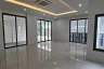 5 Bedroom Townhouse for rent in Khlong Tan, Bangkok near BTS Thong Lo