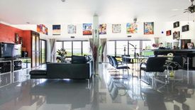 5 Bedroom Villa for rent in Ratsada, Phuket