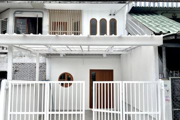 2 Bedroom Townhouse for sale in Khan Na Yao, Bangkok near MRT Nopparat