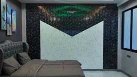 6 Bedroom Townhouse for sale in Pong, Chonburi