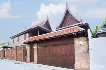 5 Bedroom House for rent in Bang Chak, Bangkok near BTS Punnawithi