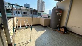 3 Bedroom Townhouse for sale in Phra Khanong Nuea, Bangkok near BTS Ekkamai