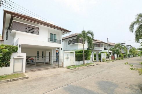 3 Bedroom House for sale in Nirvana Beyond Lite Rama 9, Saphan Sung, Bangkok near Airport Rail Link Ban Thap Chang