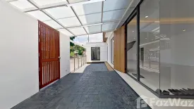 4 Bedroom Townhouse for sale in Lat Phrao, Bangkok