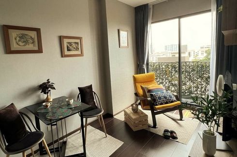 1 Bedroom Condo for sale in C Ekkamai, Khlong Tan Nuea, Bangkok near BTS Ekkamai