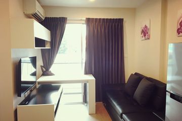 2 Bedroom Condo for rent in Sam Sen Nai, Bangkok