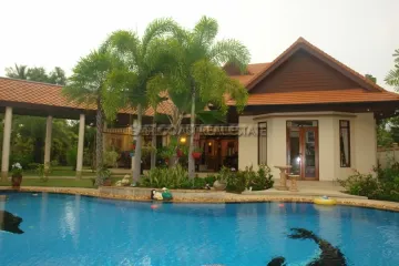3 Bedroom House for sale in Nong Pla Lai, Chonburi