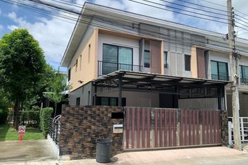 3 Bedroom Townhouse for rent in The Connect Onnut-Wongwaen 2, Prawet, Bangkok near Airport Rail Link Ban Thap Chang