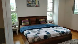 2 Bedroom Condo for rent in Bang Lamphu Lang, Bangkok near BTS Saphan Taksin