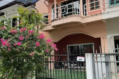 2 Bedroom Townhouse for sale in Patong, Phuket