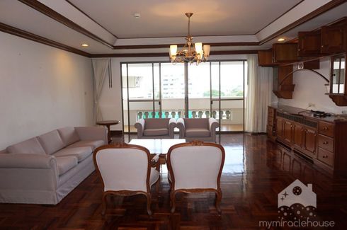 4 Bedroom Condo for rent in Khlong Toei, Bangkok