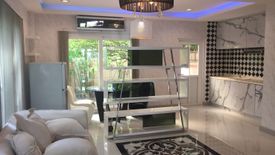3 Bedroom Townhouse for sale in Casa City Ladprao, Khlong Chan, Bangkok