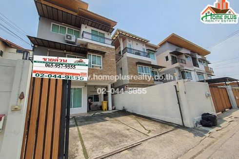 5 Bedroom House for sale in Phlapphla, Bangkok