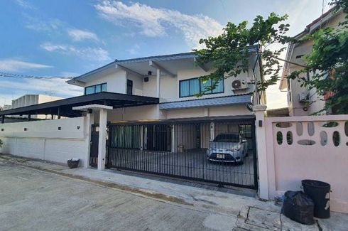 5 Bedroom House for rent in Ruam Chok Village, Lat Phrao, Bangkok