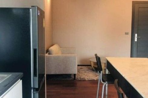 2 Bedroom Condo for sale in Thru Thonglor, Bang Kapi, Bangkok near MRT Phetchaburi