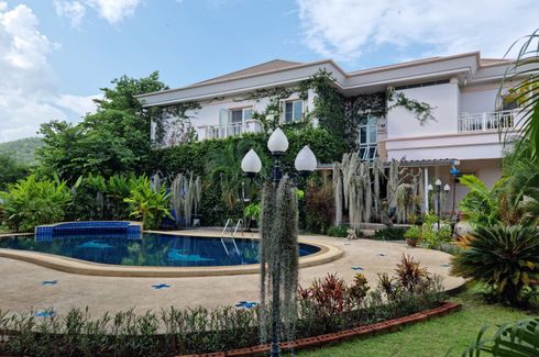 4 Bedroom House for sale in Hua Hin, Prachuap Khiri Khan