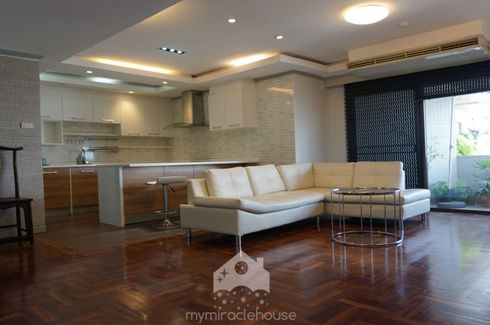 3 Bedroom Condo for rent in Richmond Palace, Khlong Tan Nuea, Bangkok near BTS Phrom Phong