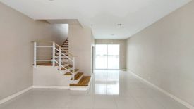 3 Bedroom Townhouse for sale in Khlong Kum, Bangkok