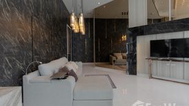 2 Bedroom Condo for sale in Belle Grand Rama 9, Huai Khwang, Bangkok near MRT Phra Ram 9