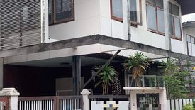 3 Bedroom House for sale in Sam Sen Nai, Bangkok near BTS Ari