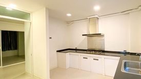 4 Bedroom House for sale in Khlong Toei Nuea, Bangkok near MRT Sukhumvit