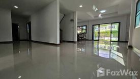 5 Bedroom House for sale in Jitareevill 2, Phichai, Lampang