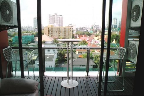 1 Bedroom Condo for rent in Click Condo Sukhumvit 65, Phra Khanong Nuea, Bangkok near BTS Ekkamai